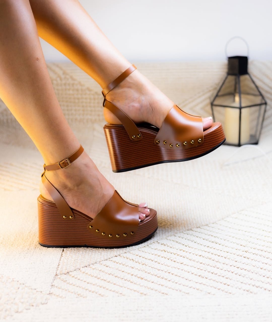 Show Wedge heels