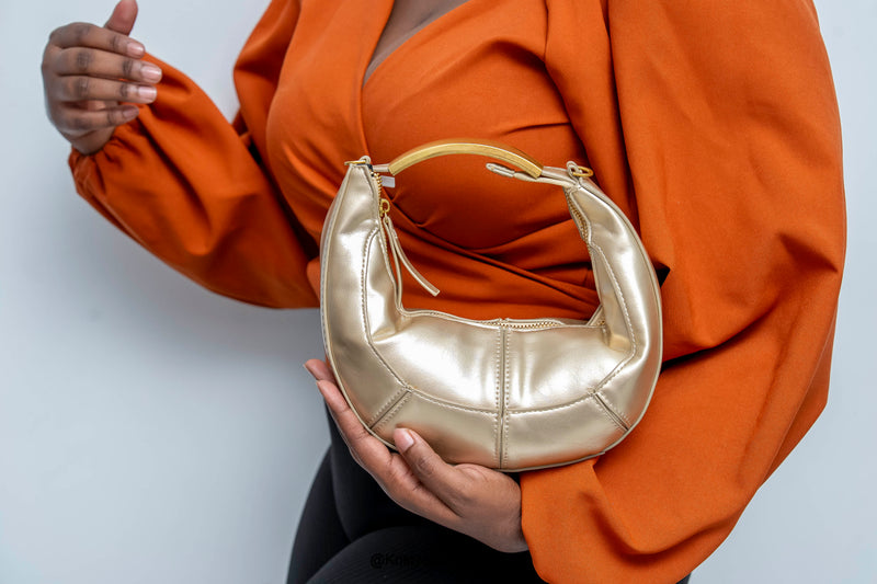 Curvy bag