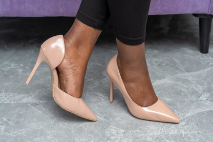 Cutsy heels